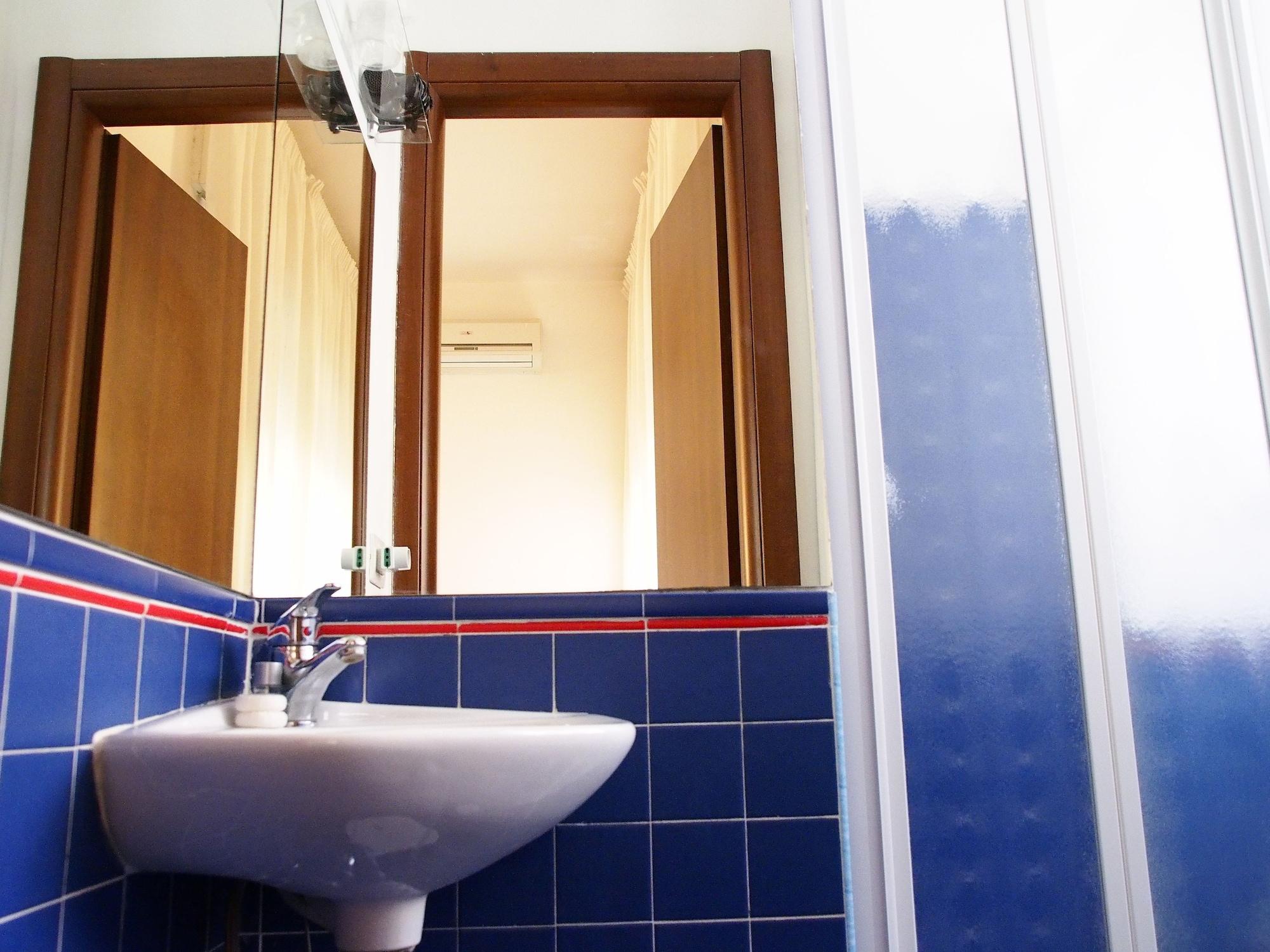 2 Passi Da Bed & Breakfast Rome Bagian luar foto