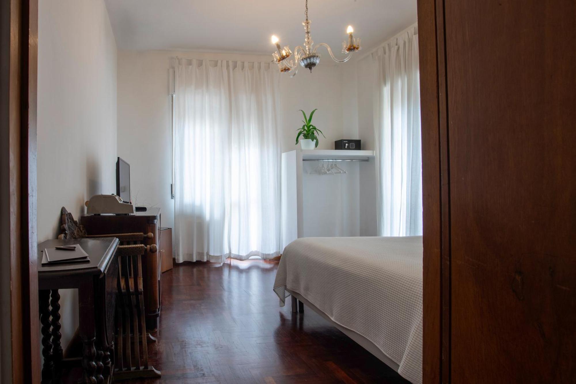 2 Passi Da Bed & Breakfast Rome Bagian luar foto