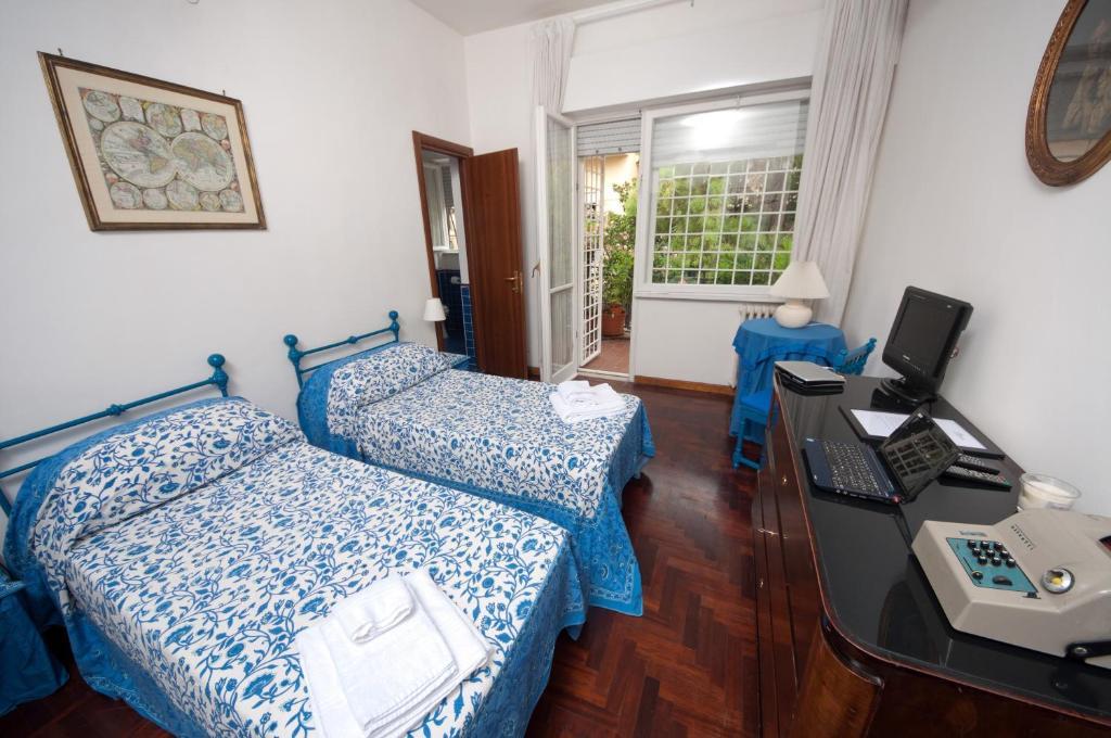 2 Passi Da Bed & Breakfast Rome Bagian luar foto