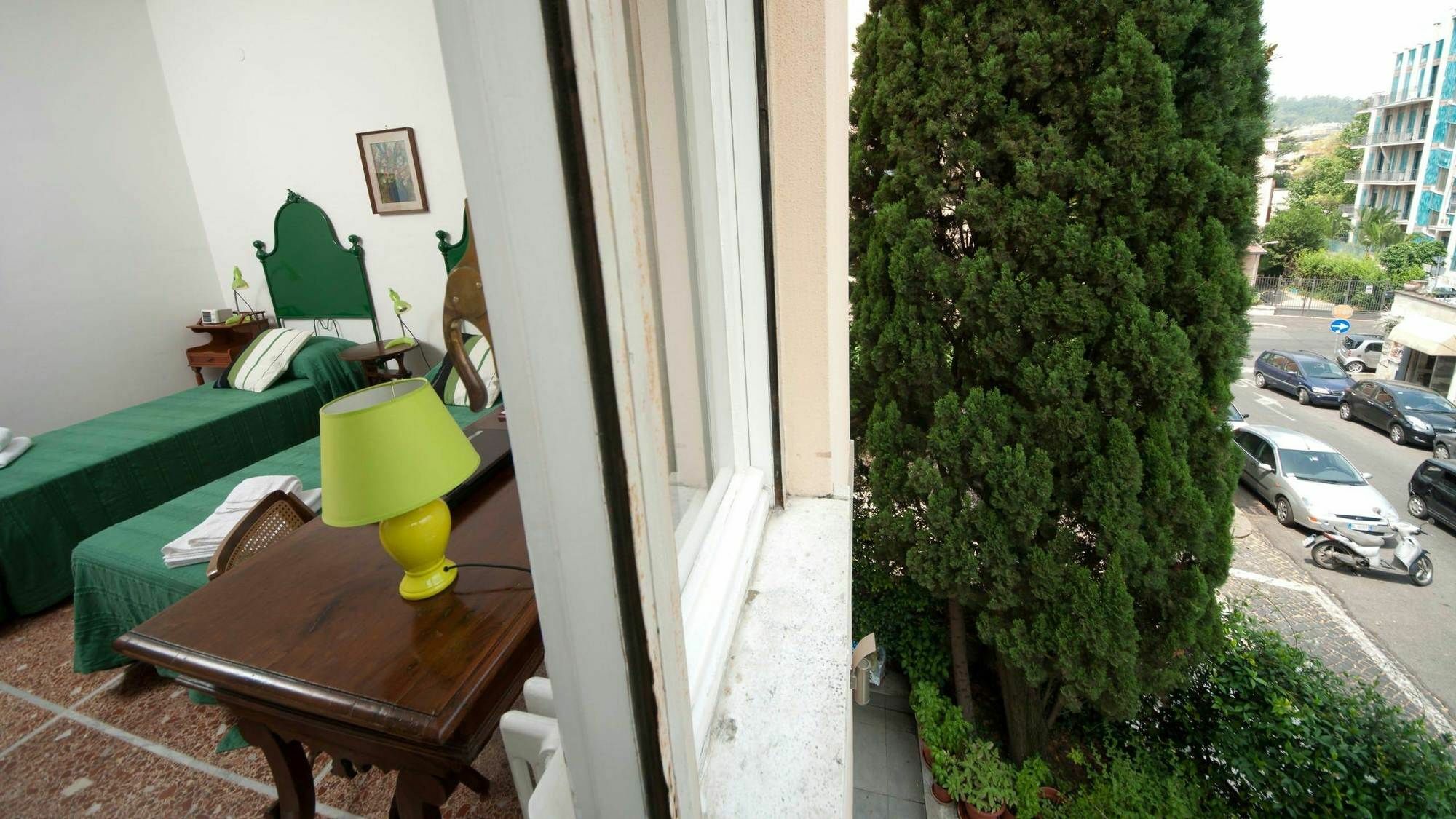 2 Passi Da Bed & Breakfast Rome Bagian luar foto