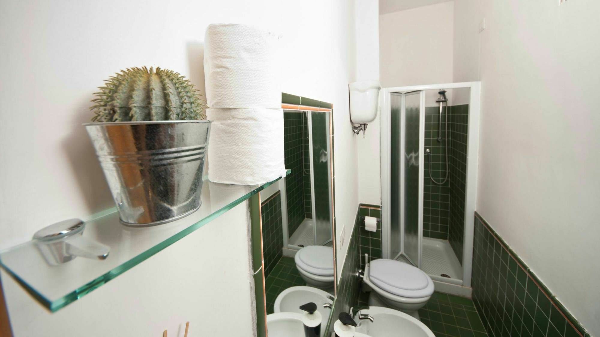 2 Passi Da Bed & Breakfast Rome Bagian luar foto