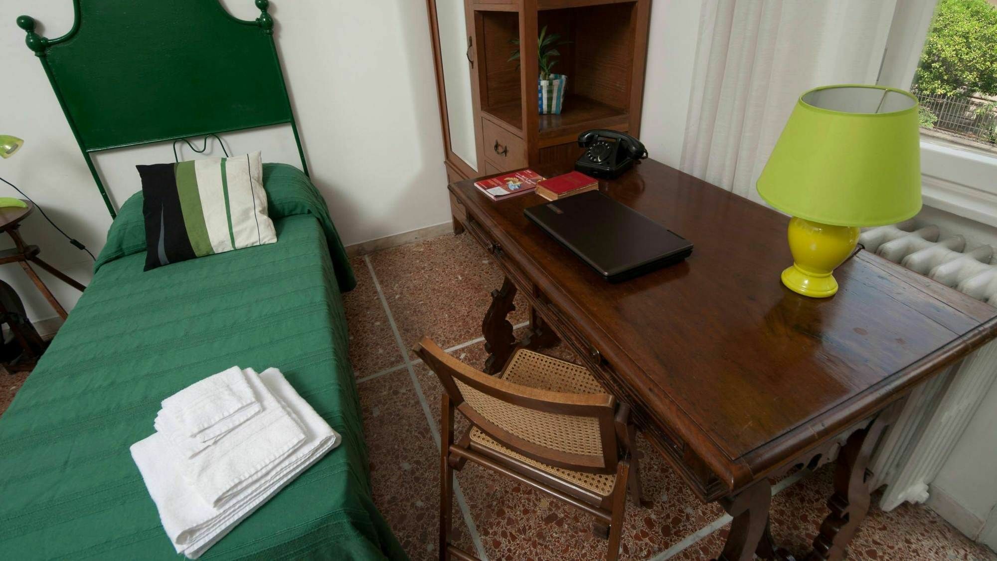 2 Passi Da Bed & Breakfast Rome Bagian luar foto